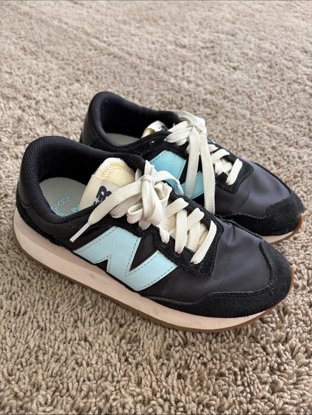New Balance 237 Black & Beach Blue Women’s Sneakers - Size 6